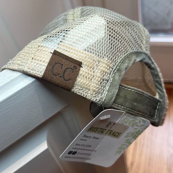 “I’M A DROP THE F- BOMB KINDA MOM” Hat Adjustable Strap NWT - Picture 6 of 6